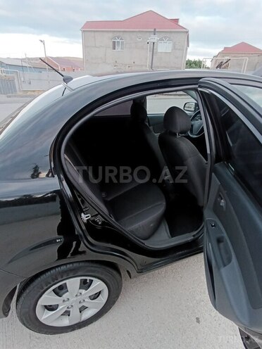 Kia Rio-16