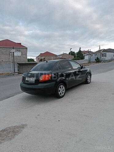 Kia Rio-11