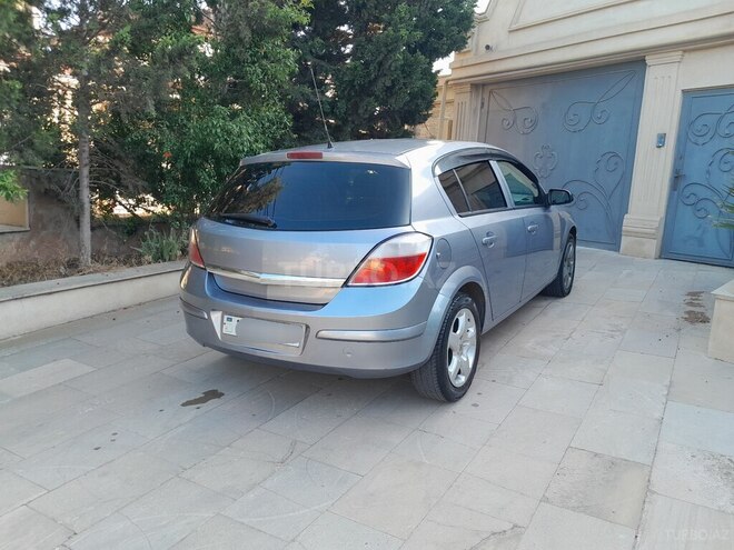 Opel Astra-2