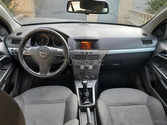 Opel Astra-14