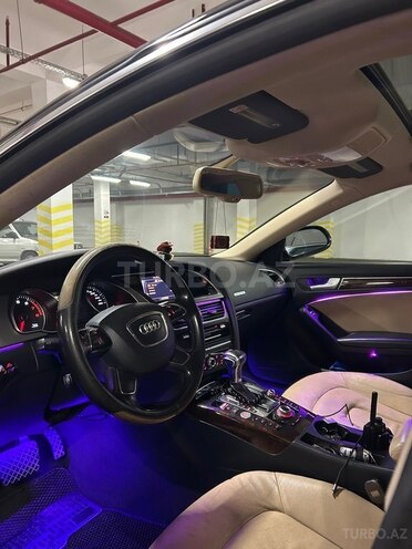 Audi A5-8