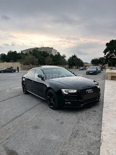Audi A5-3