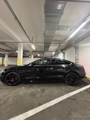 Audi A5-9