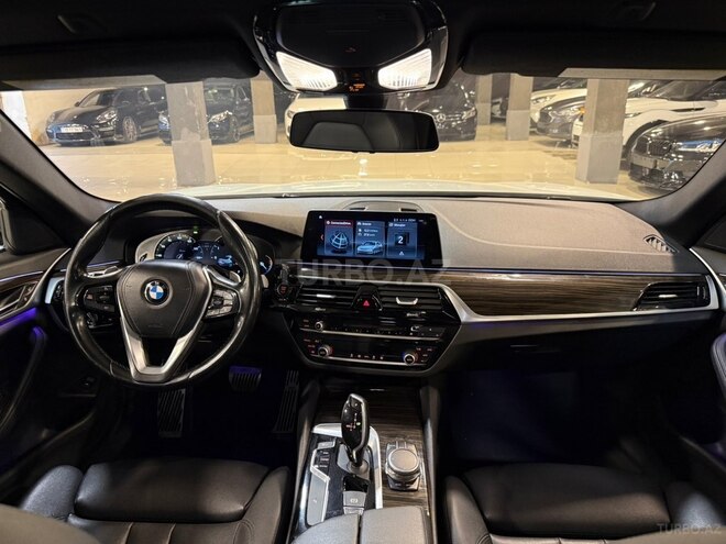 BMW 530-17