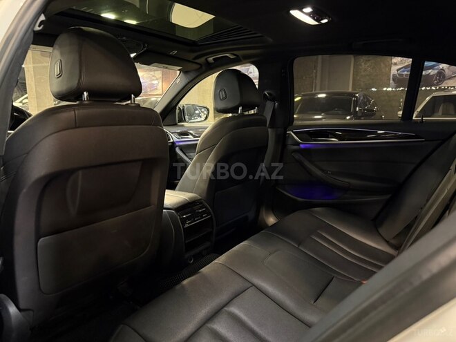 BMW 530-12