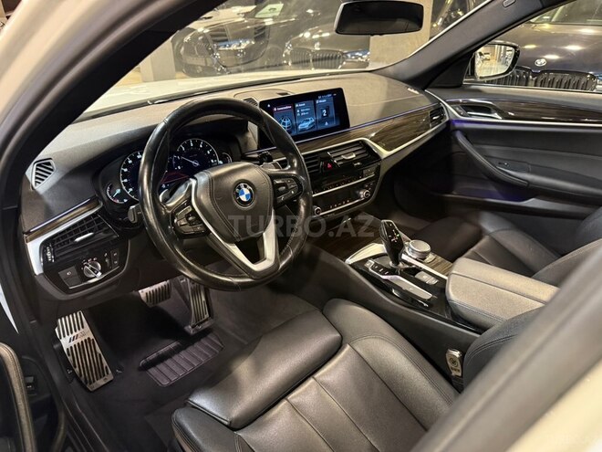 BMW 530-10