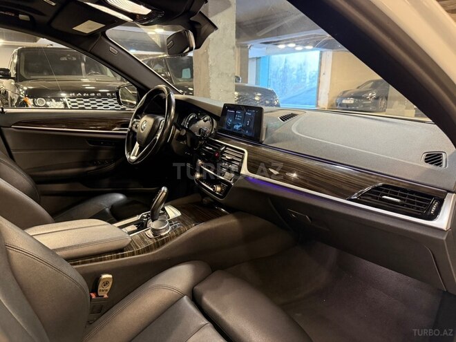 BMW 530-14
