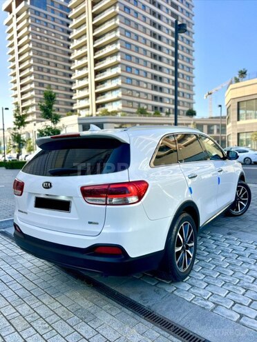 Kia Sorento-7