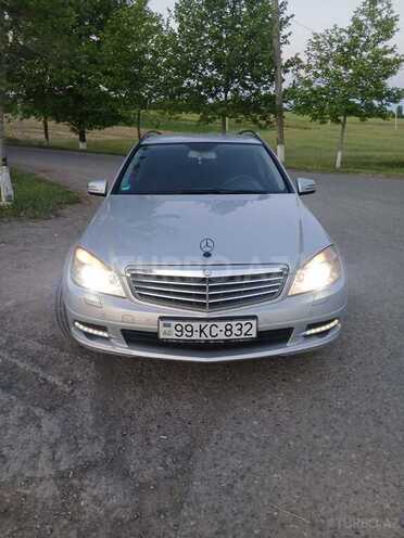 Mercedes C 220-1
