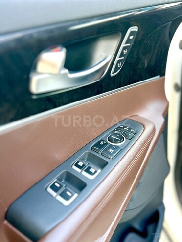 Kia Sorento-18