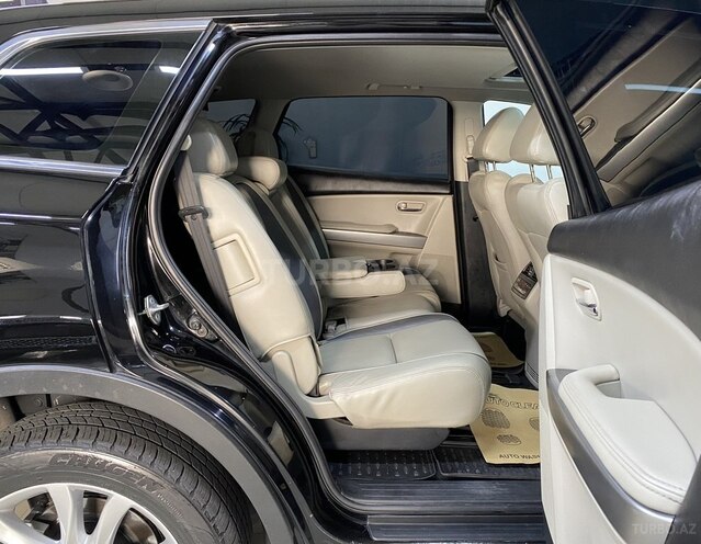 Mazda CX-9-18