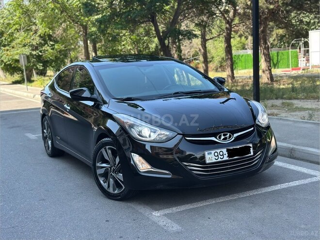Hyundai Elantra-1