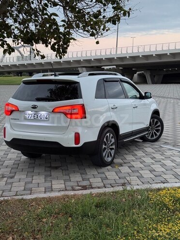 Kia Sorento-4