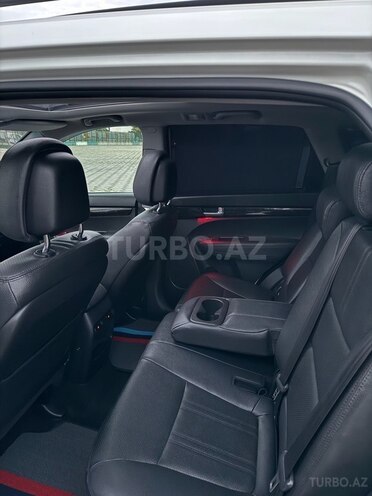 Kia Sorento-9
