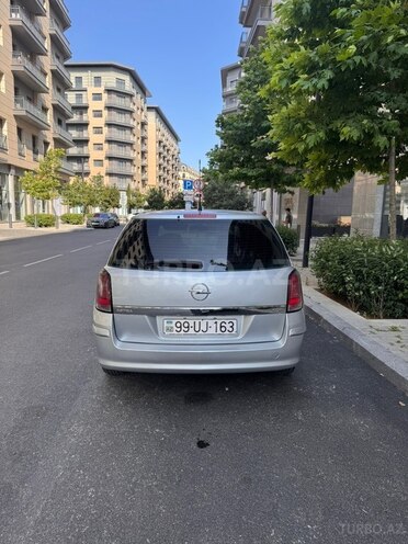 Opel Astra-2