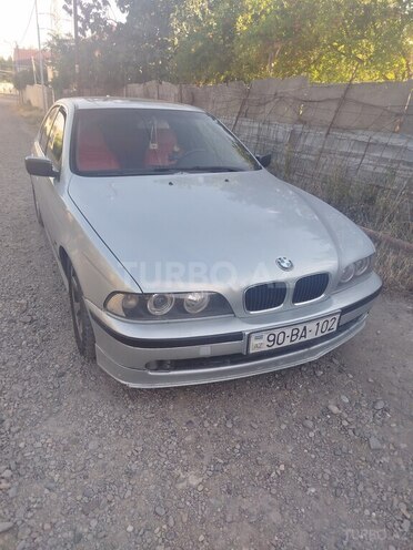 BMW 528-1