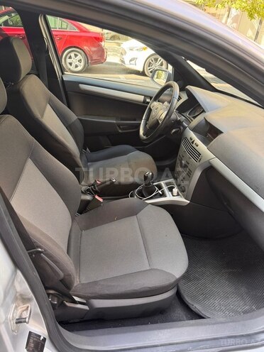 Opel Astra-8