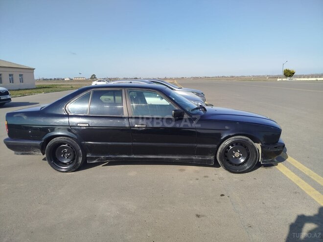 BMW 525-5