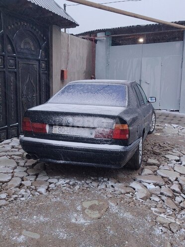 BMW 525-10