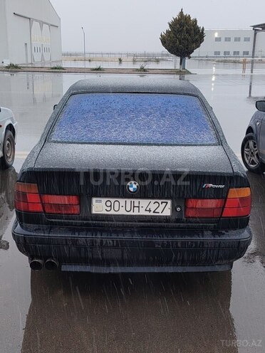 BMW 525-2