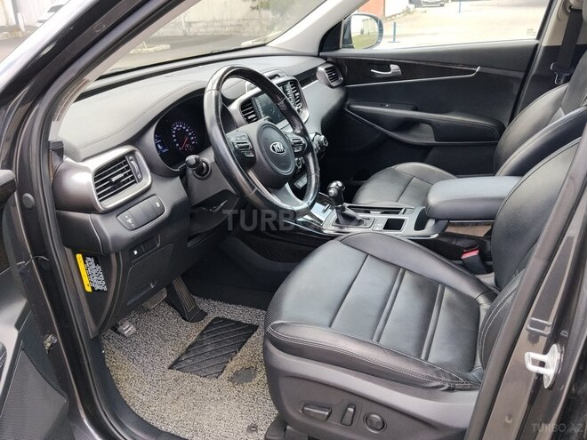 Kia Sorento-5