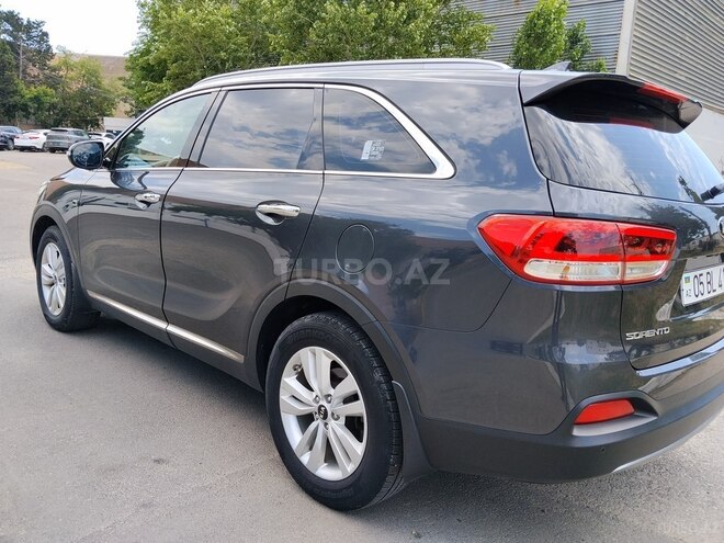 Kia Sorento-3