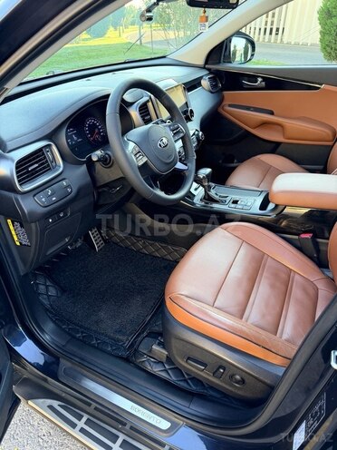 Kia Sorento-6