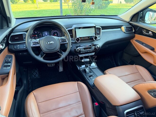 Kia Sorento-10
