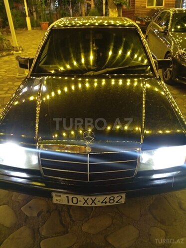 Mercedes 190-5