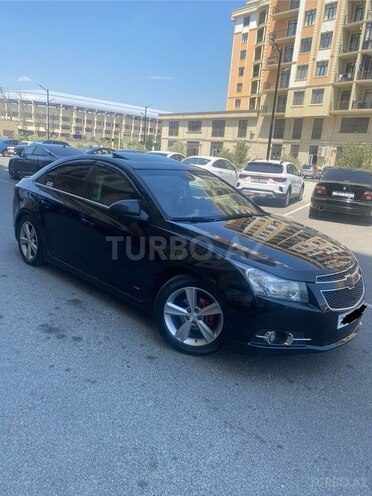 Chevrolet Cruze-16