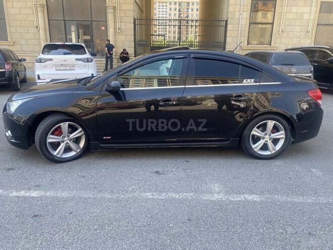 Chevrolet Cruze-18