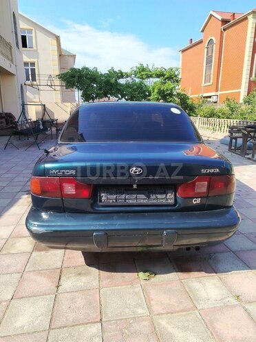 Hyundai Sonata-3