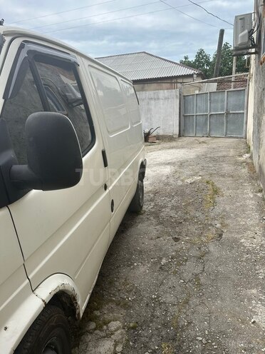 Ford Transit-2