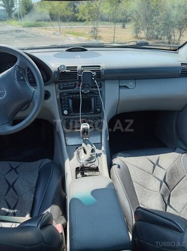 Mercedes C 240-3