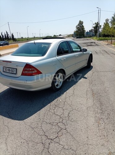 Mercedes C 240-7