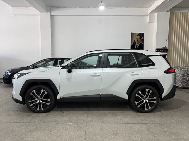 Toyota Wildlander-4