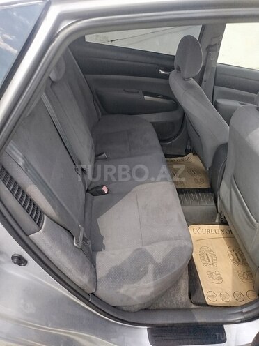 Toyota Prius-11