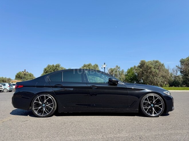 BMW 530e-6