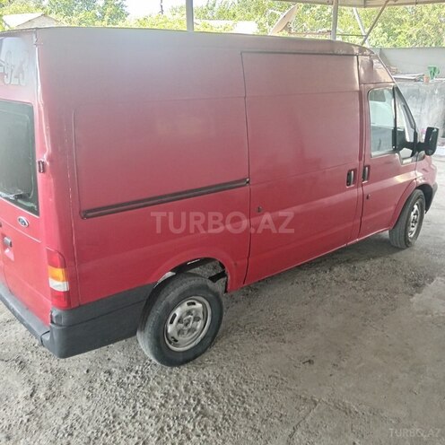 Ford Transit-2