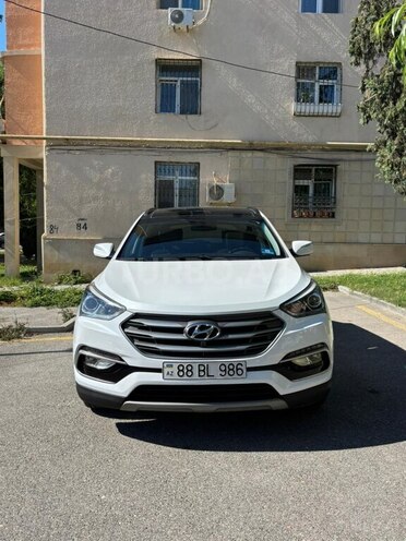 Hyundai Santa Fe-1