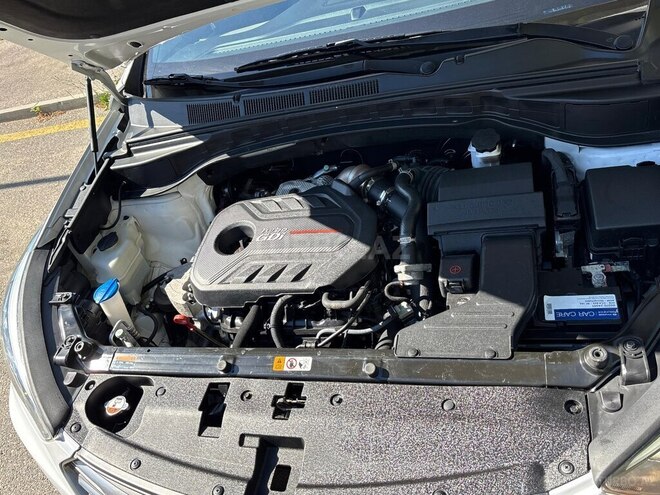 Hyundai Santa Fe-21