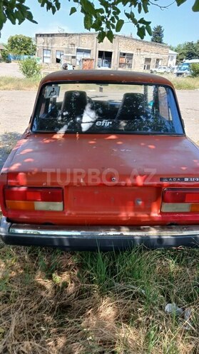 LADA (VAZ) 2107-2