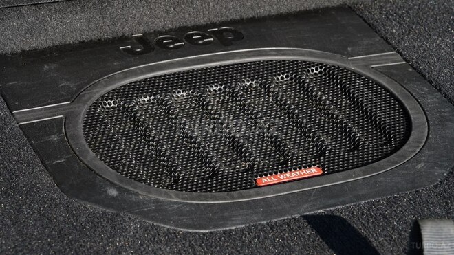 Jeep Wrangler-9