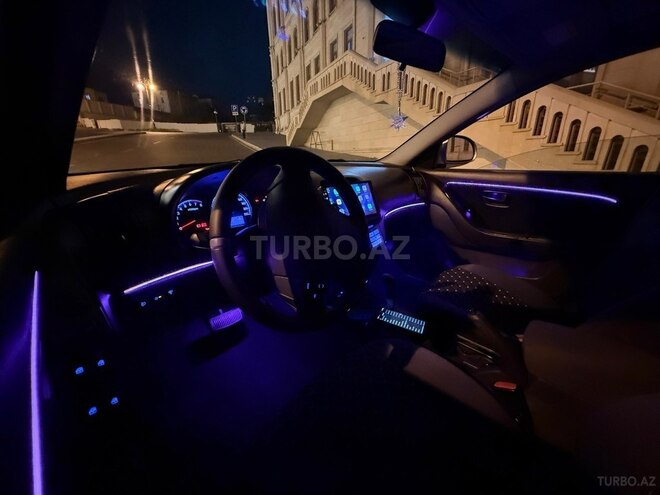 Hyundai Elantra-11