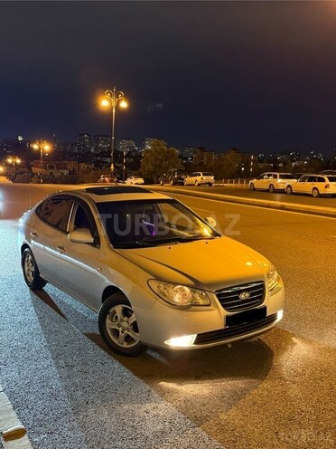 Hyundai Elantra-5