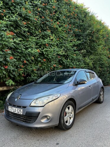 Renault Megane-2