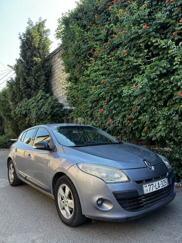 Renault Megane-7
