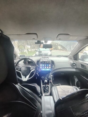 Chevrolet Aveo-4