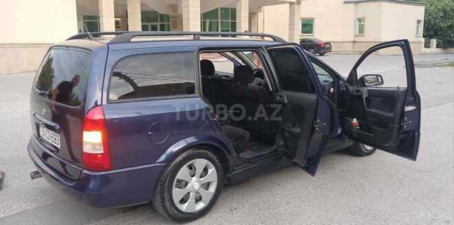 Opel Astra-10