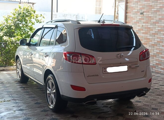 Hyundai Santa Fe-3
